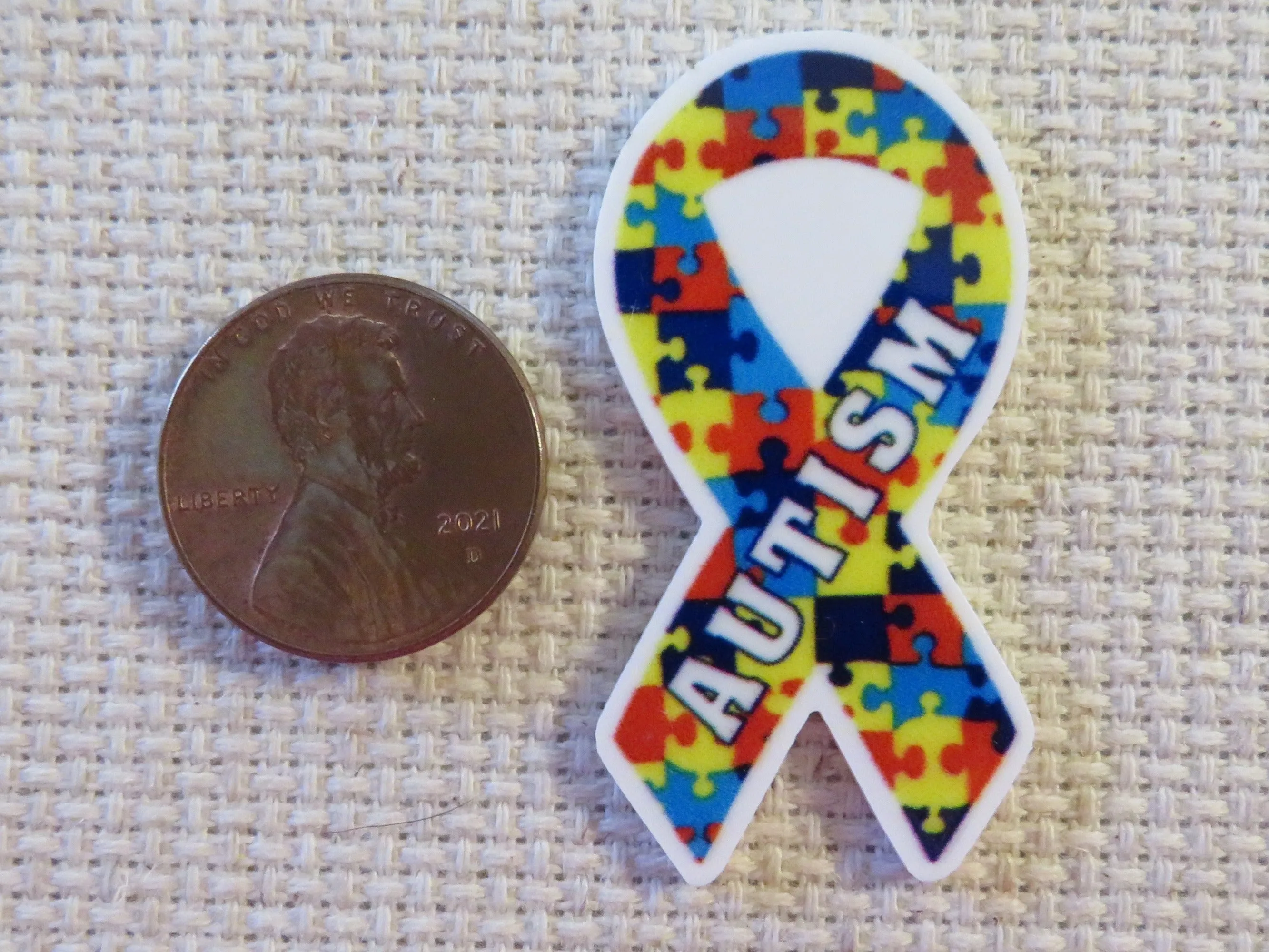 Autism Ribbon Needle Minder, Cover Minder, Magnet