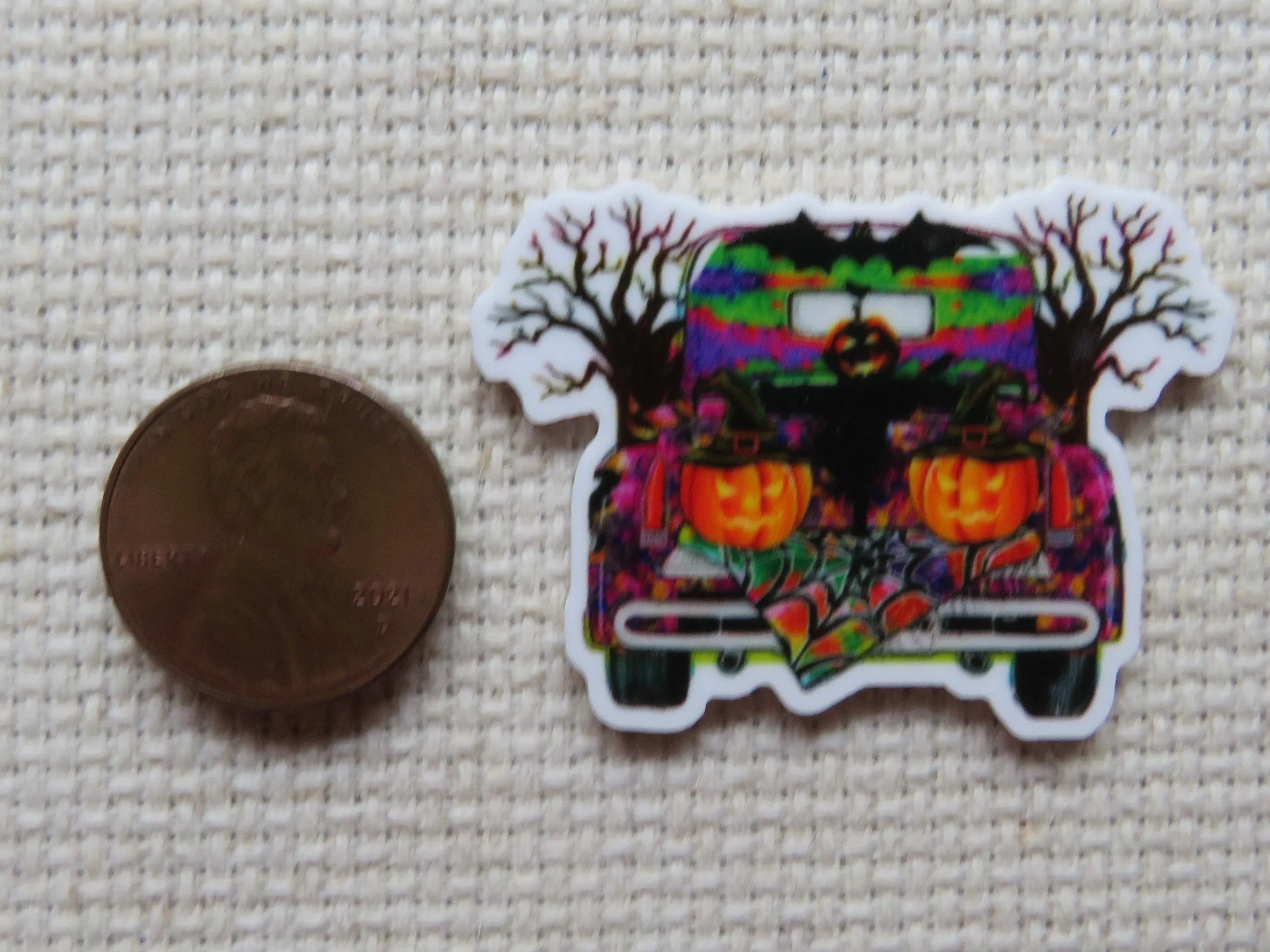 Fun Halloween Truck Needle Minder, Cover Minder, Magnet