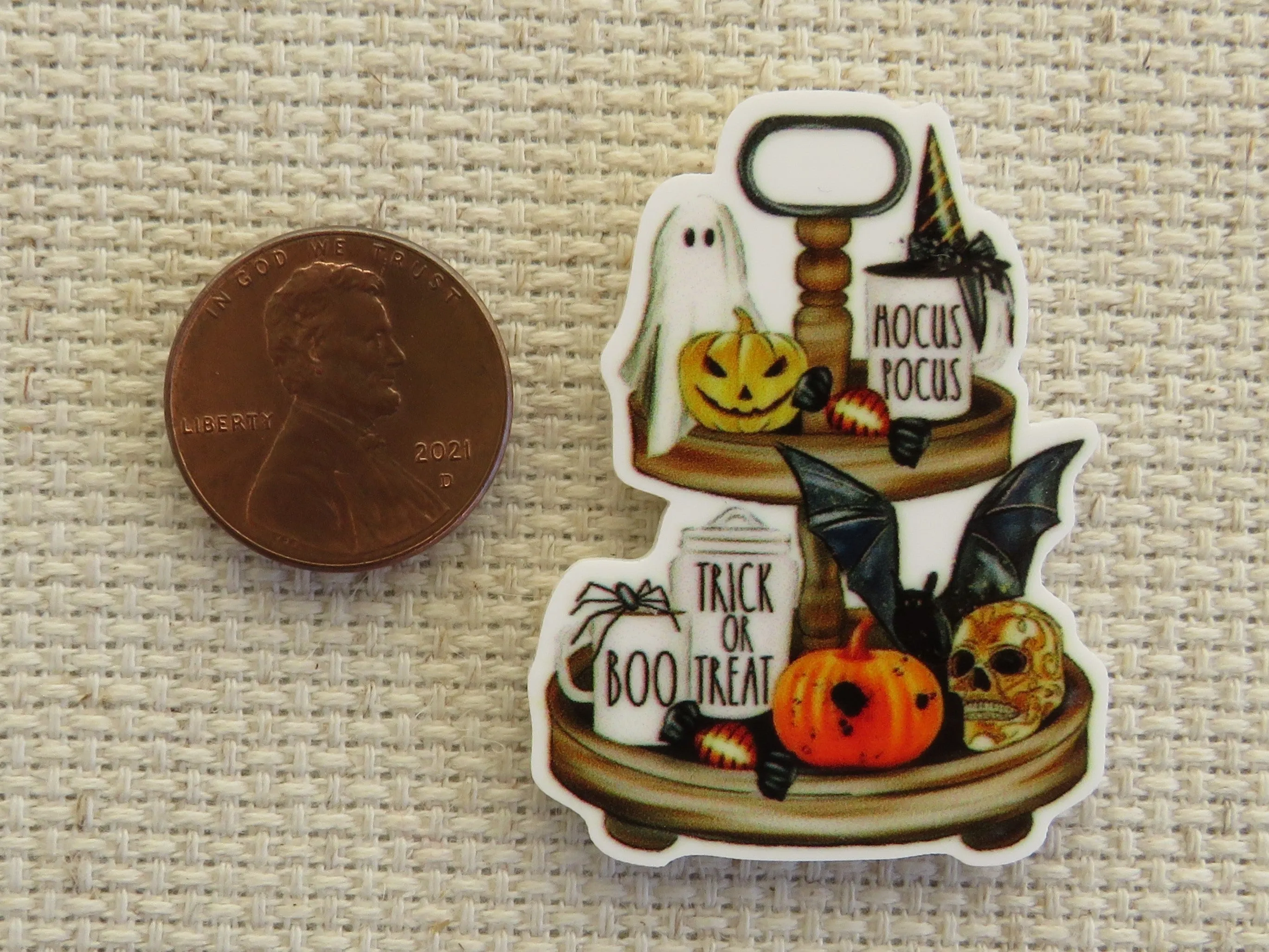 Halloween Treat Stand Needle Minder, Cover Minder, Magnet