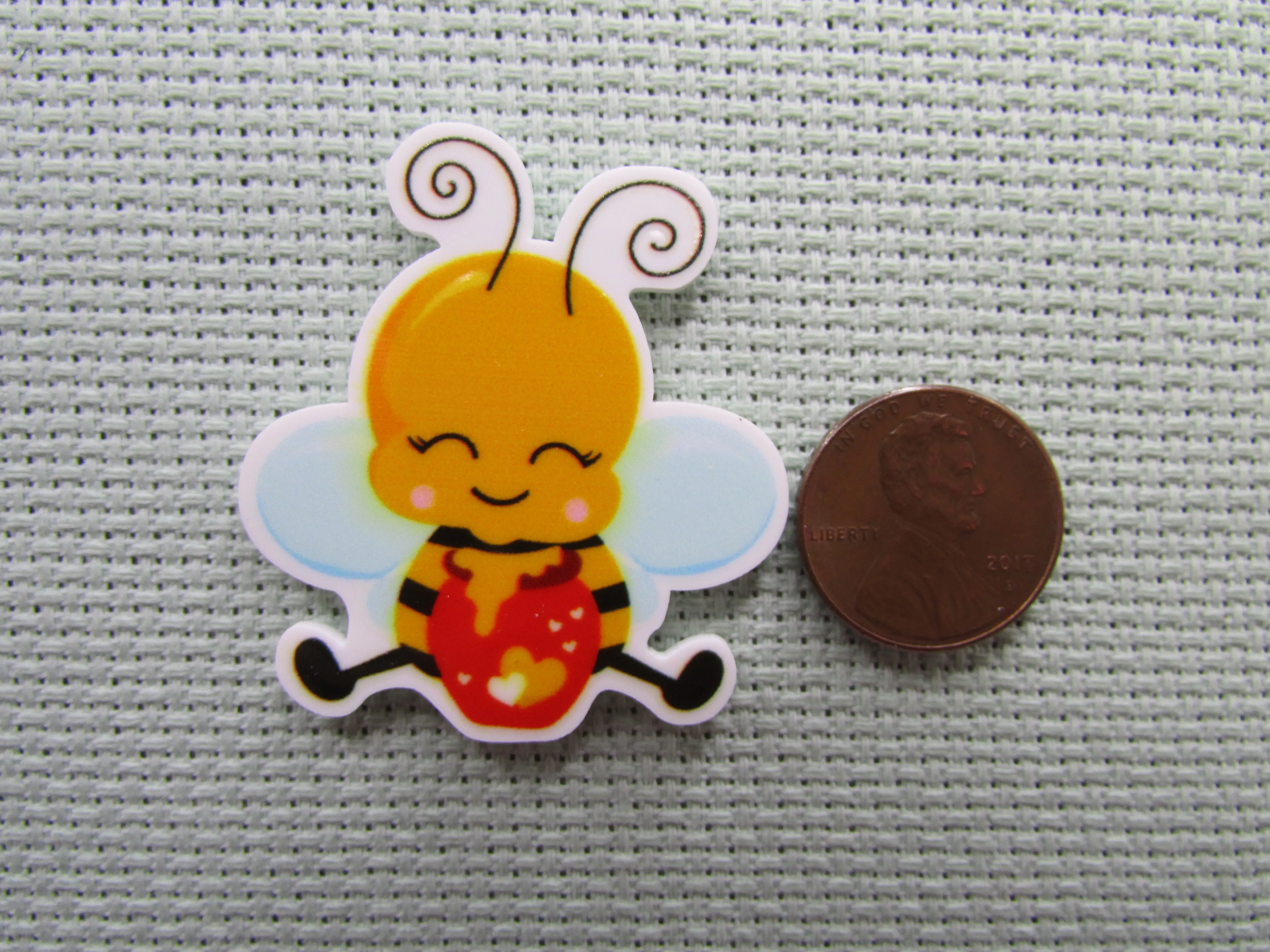 Honey Bee with a Pot of Love Needle Minder, Cover Minder, Magnet