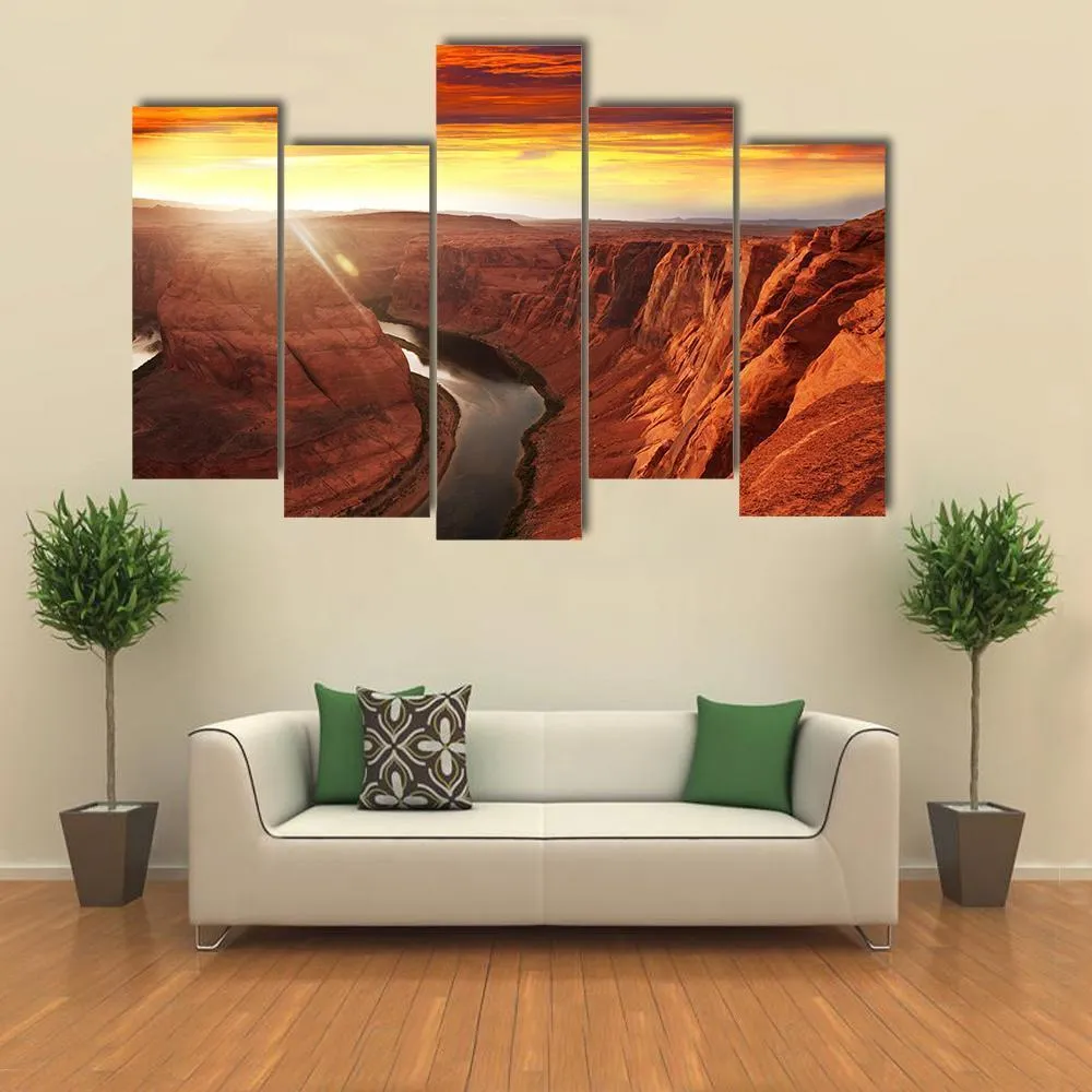 Horseshoe Bend At Sunset Canvas Wall Art