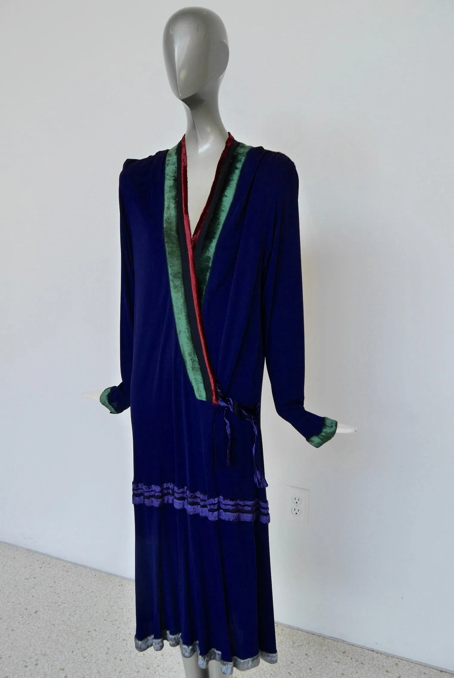 Janice Wainwright silcrepe flapper style dress 1970s