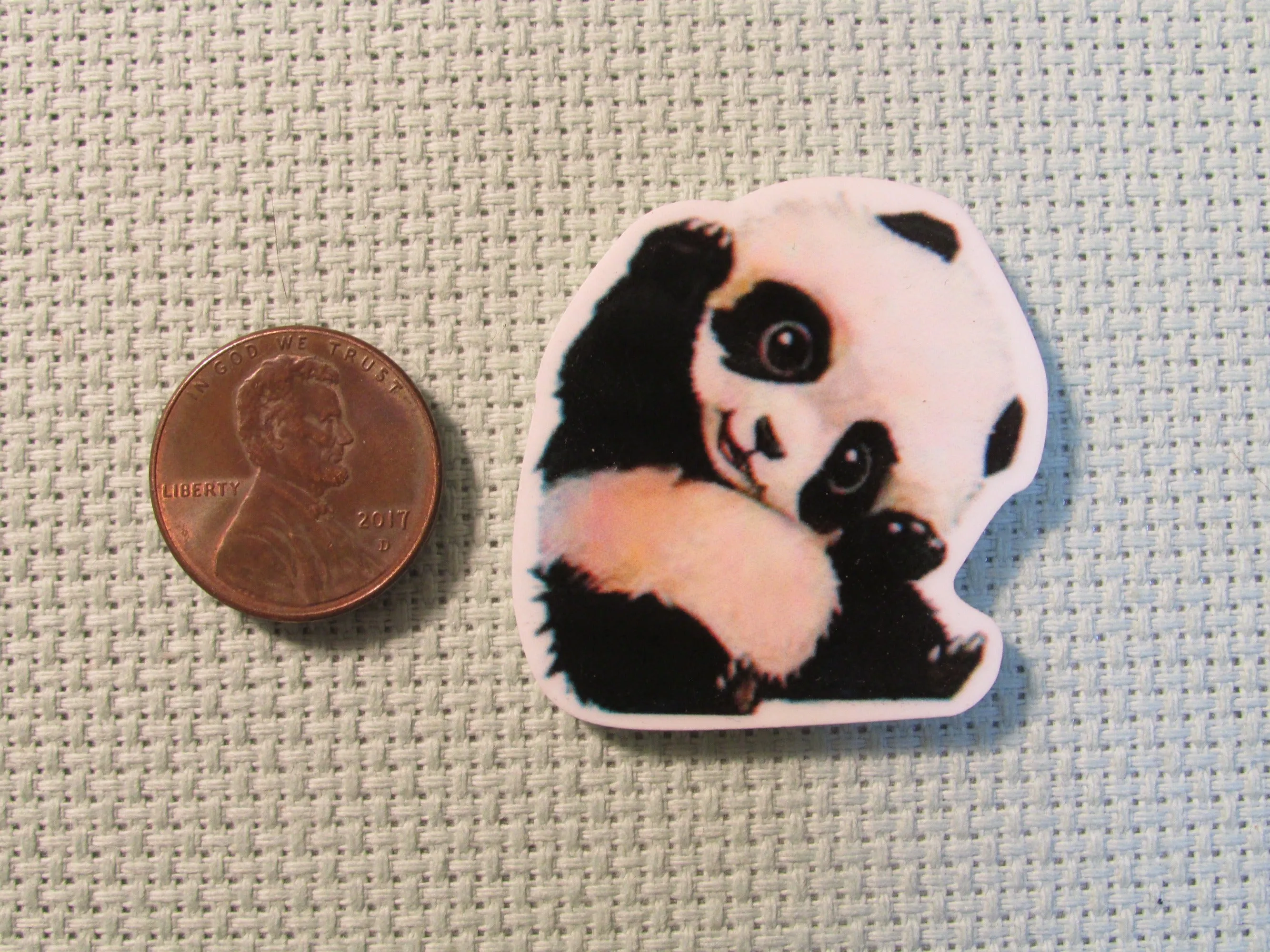 Panda Baby Needle Minder, Cover Minder, Magnet