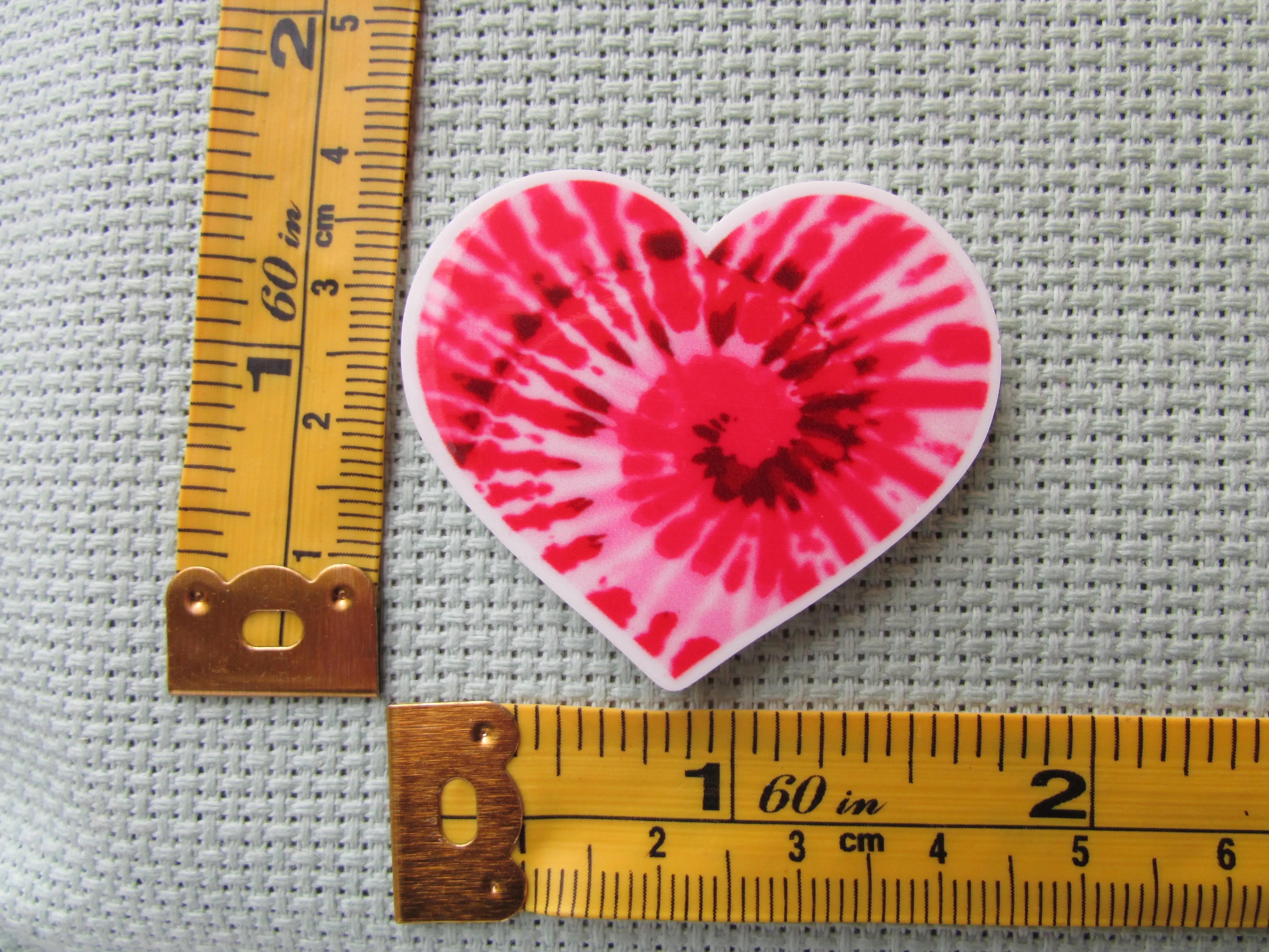 Pink Tie Dye Heart Needle Minder, Cover Minder, Magnet