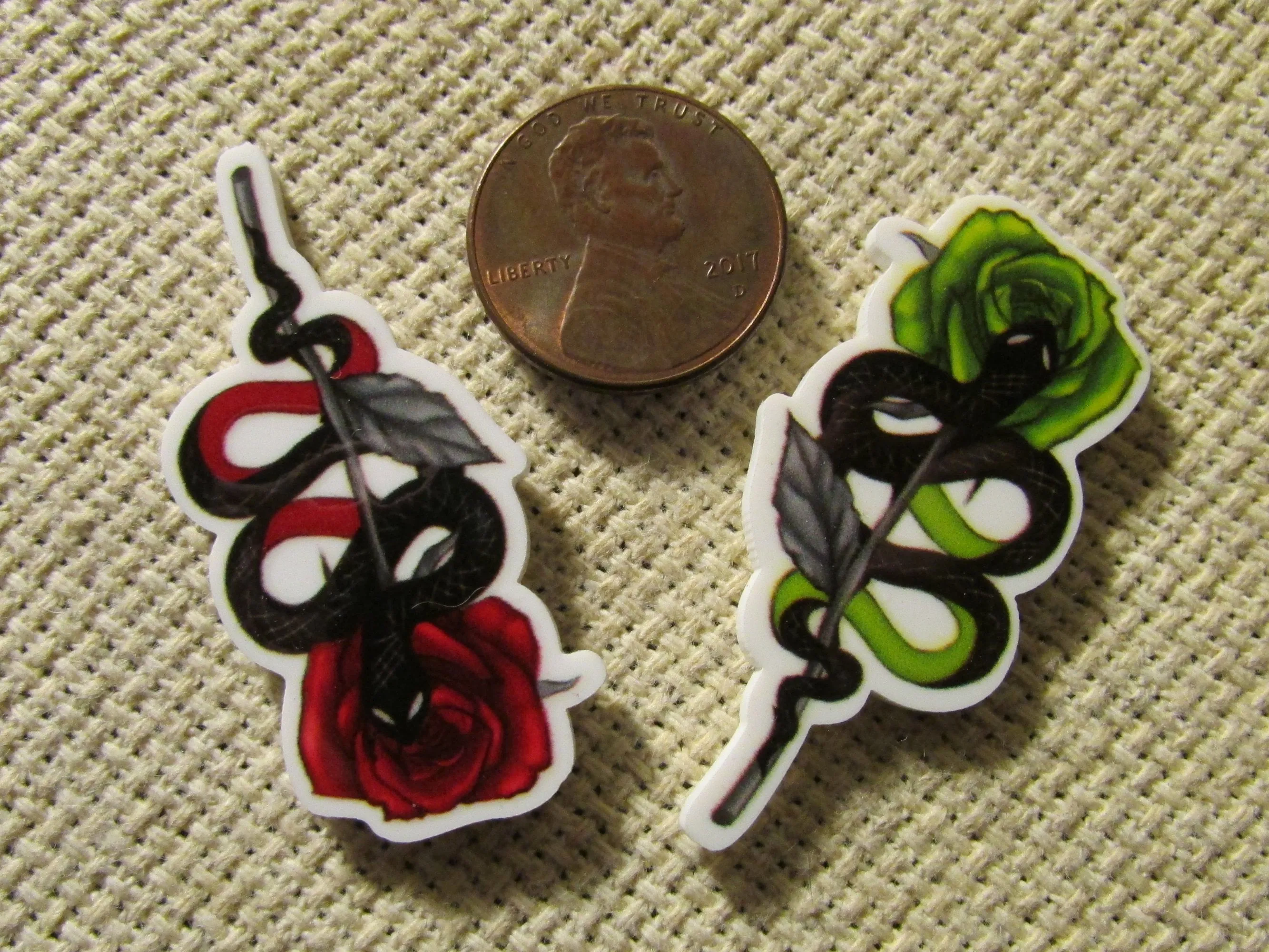 Snakes and Roses Needle Minder, Cover Minder, Magnet